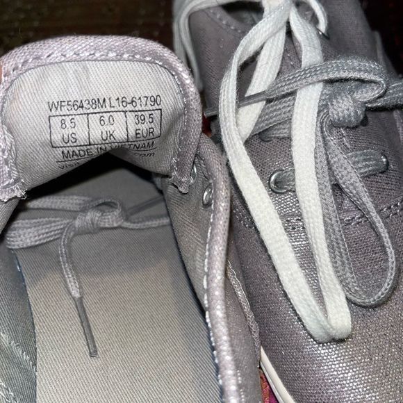 Keds Metallic Silver Sneakers Sz 8.5 - Picture 6 of 12